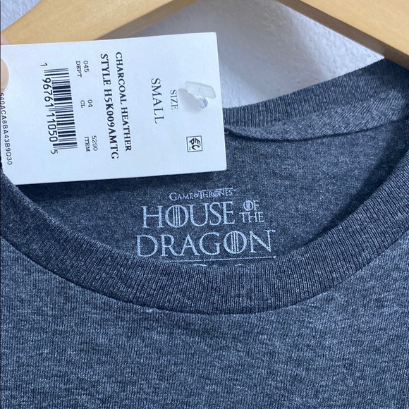 Multicolored Crew Neck Short Sleeve Fitted T-Shirt - Picture 2 of 4